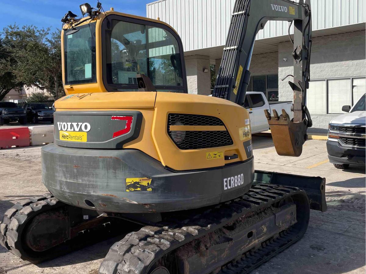 2018 Volvo ECR88D