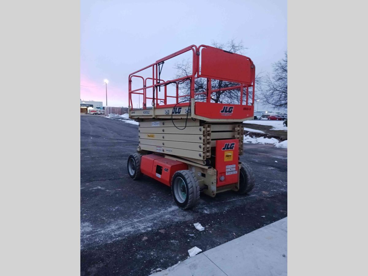 2015 JLG 4069LE