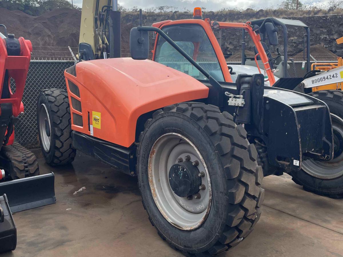 2016 JLG 943