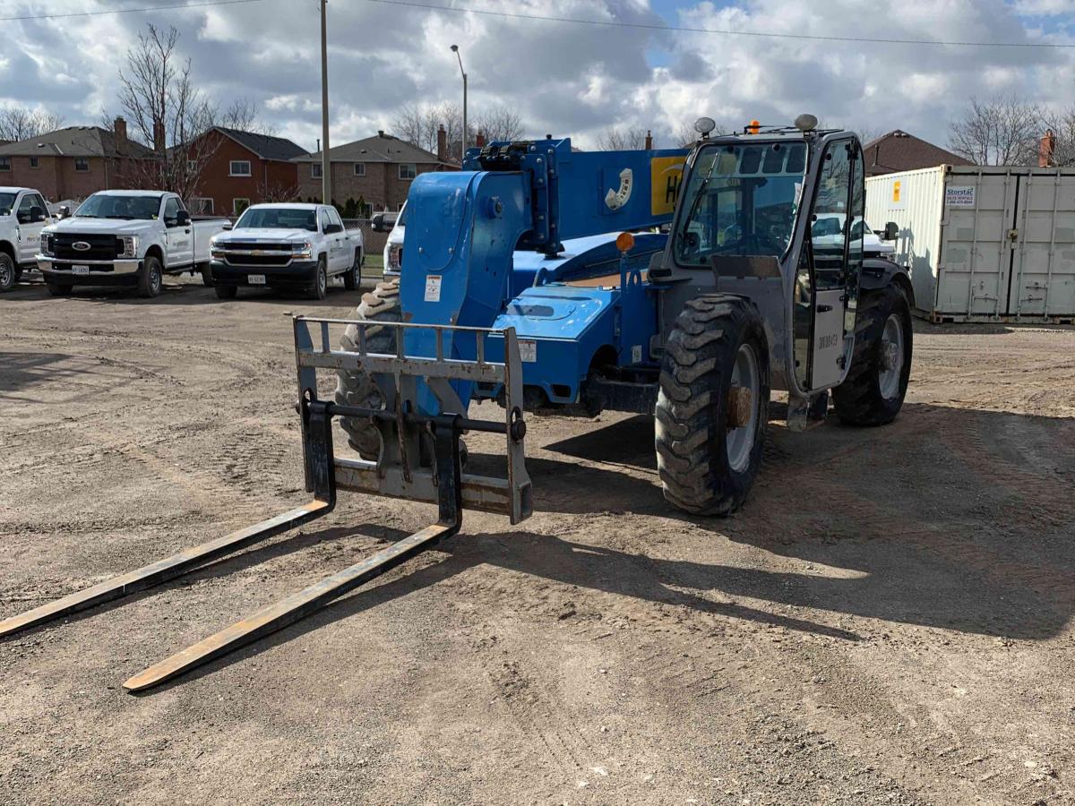 2013 Genie GTH 844