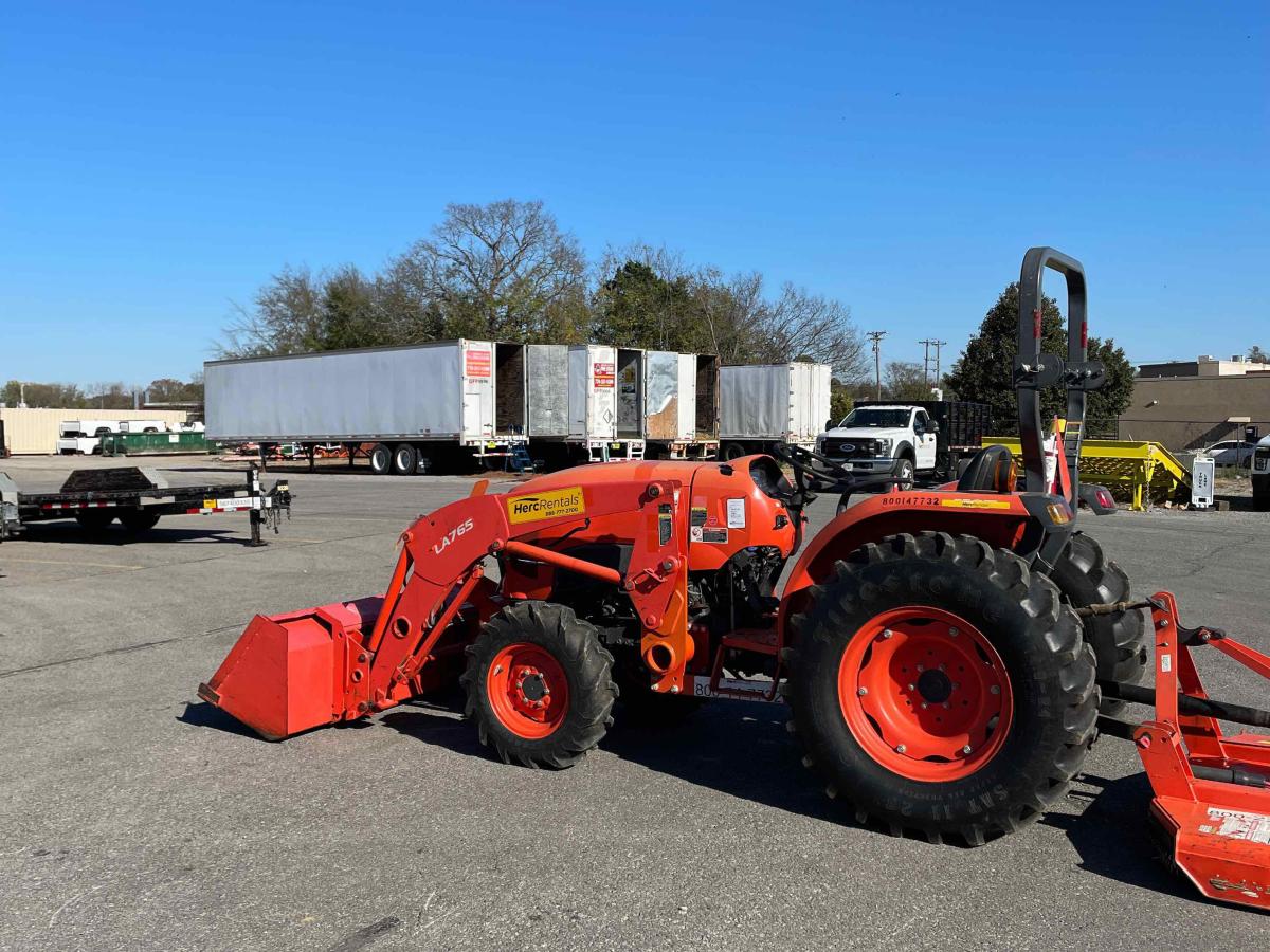 2017 Kubota L4701