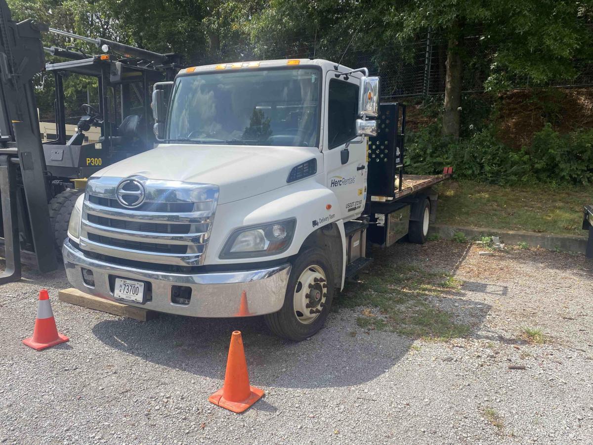 2017 Hino 258LP