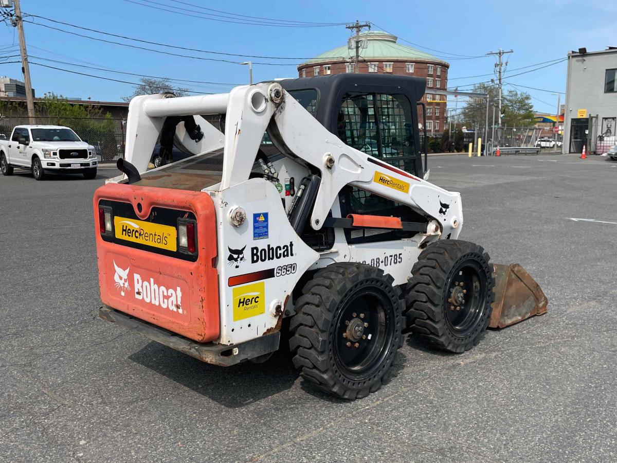 2015 Bobcat S650