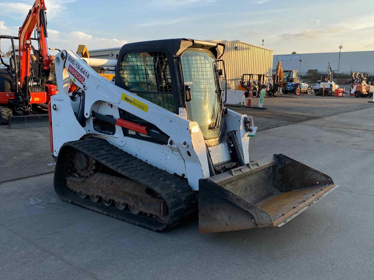 2018 Bobcat T740
