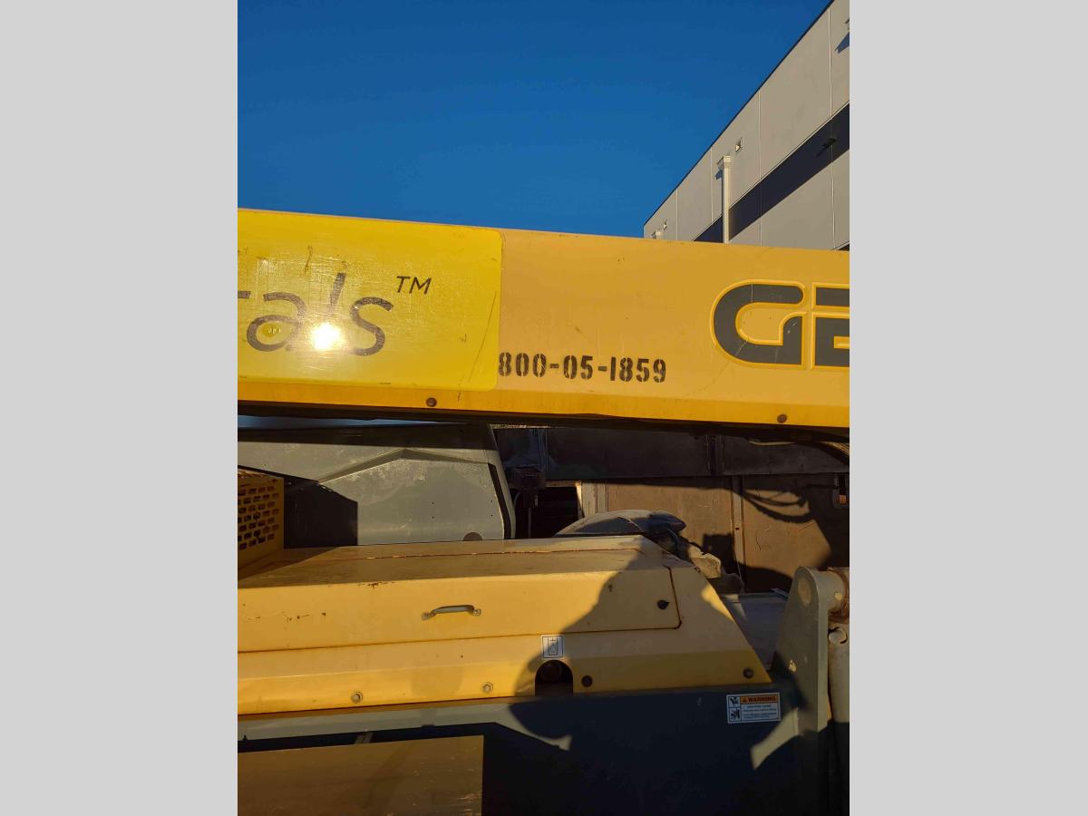 2015 Gehl RS8-42