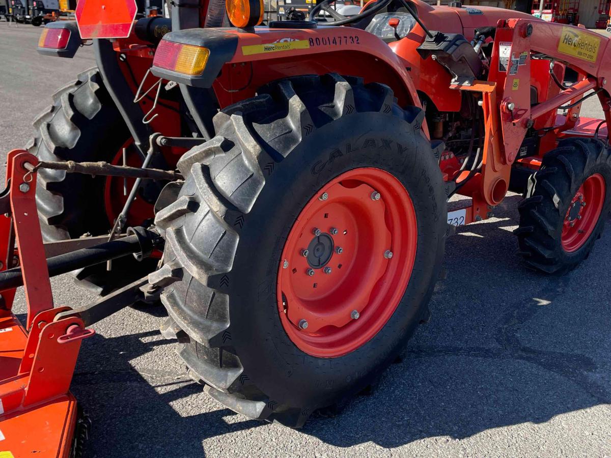 2017 Kubota L4701