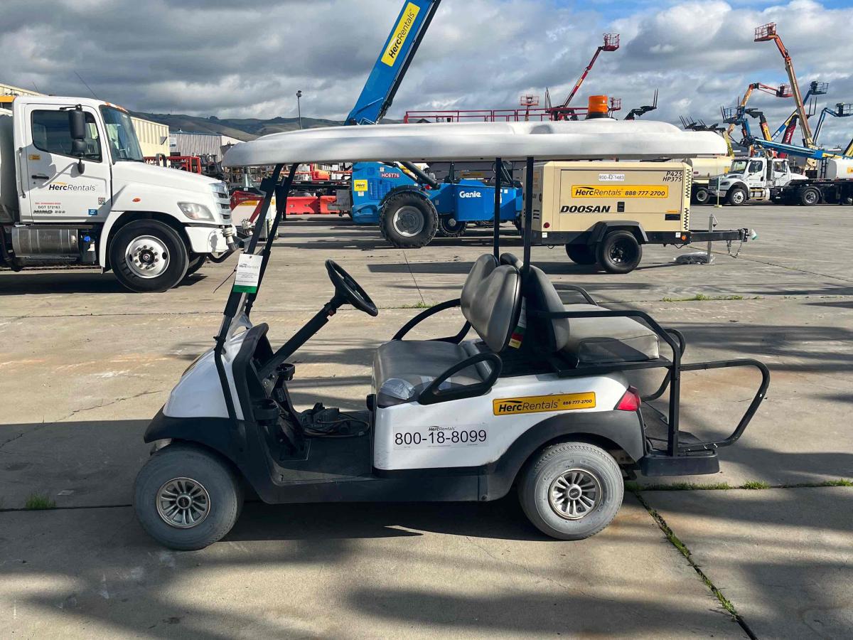 2018 Club Car VILLAGER 4
