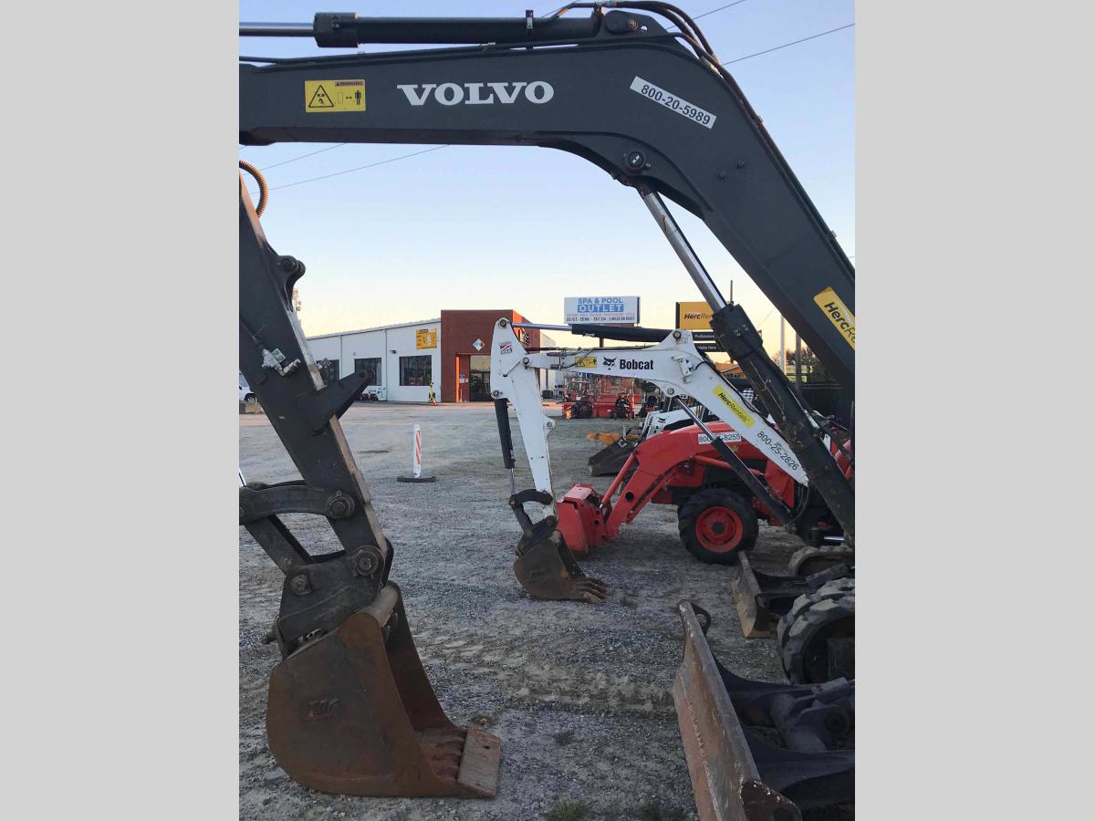 2018 Volvo ECR88D-10