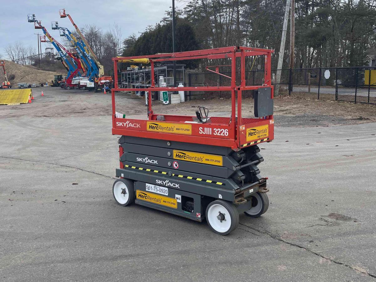 2016 Skyjack SJ3226