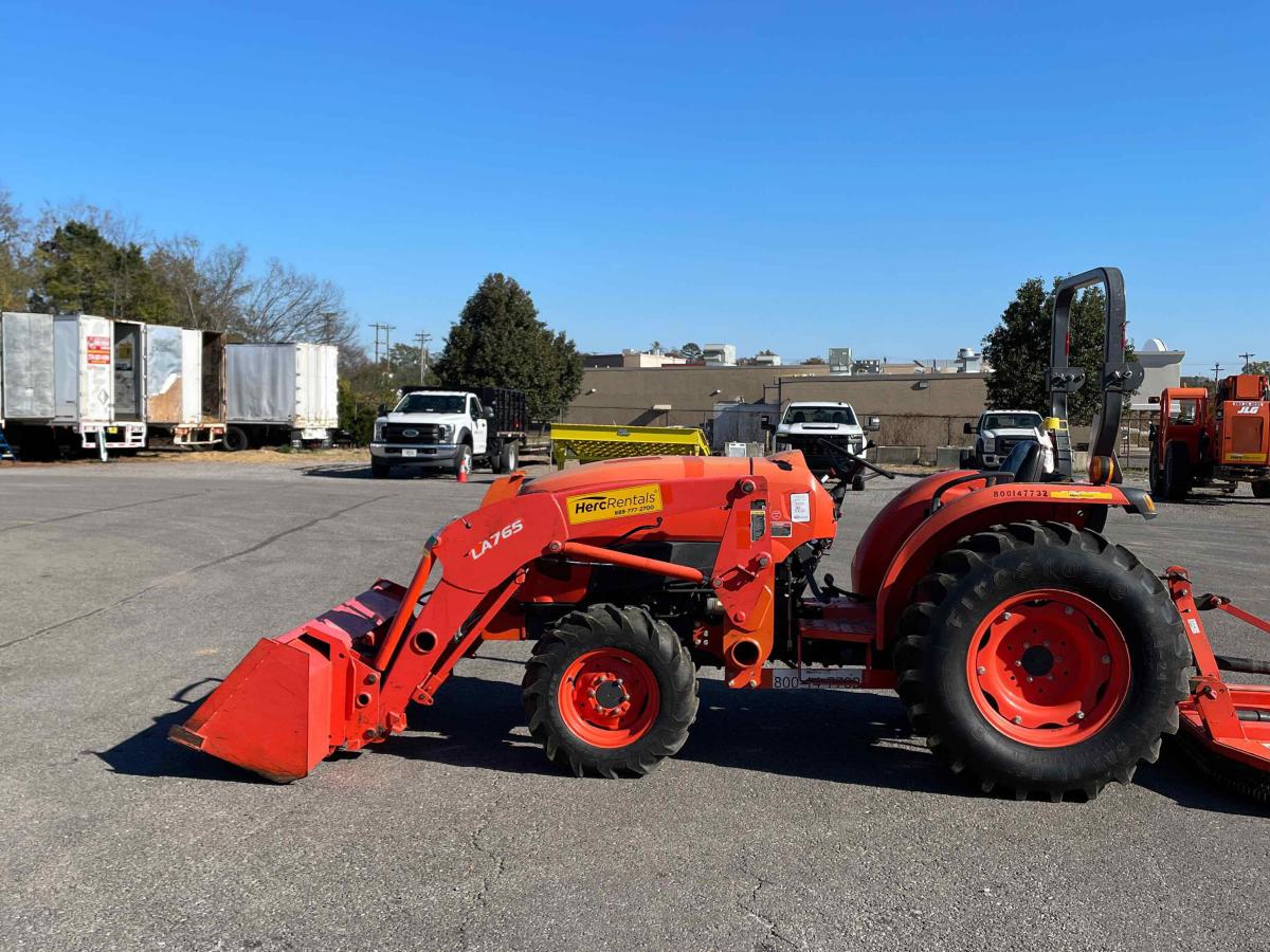 2017 Kubota L4701
