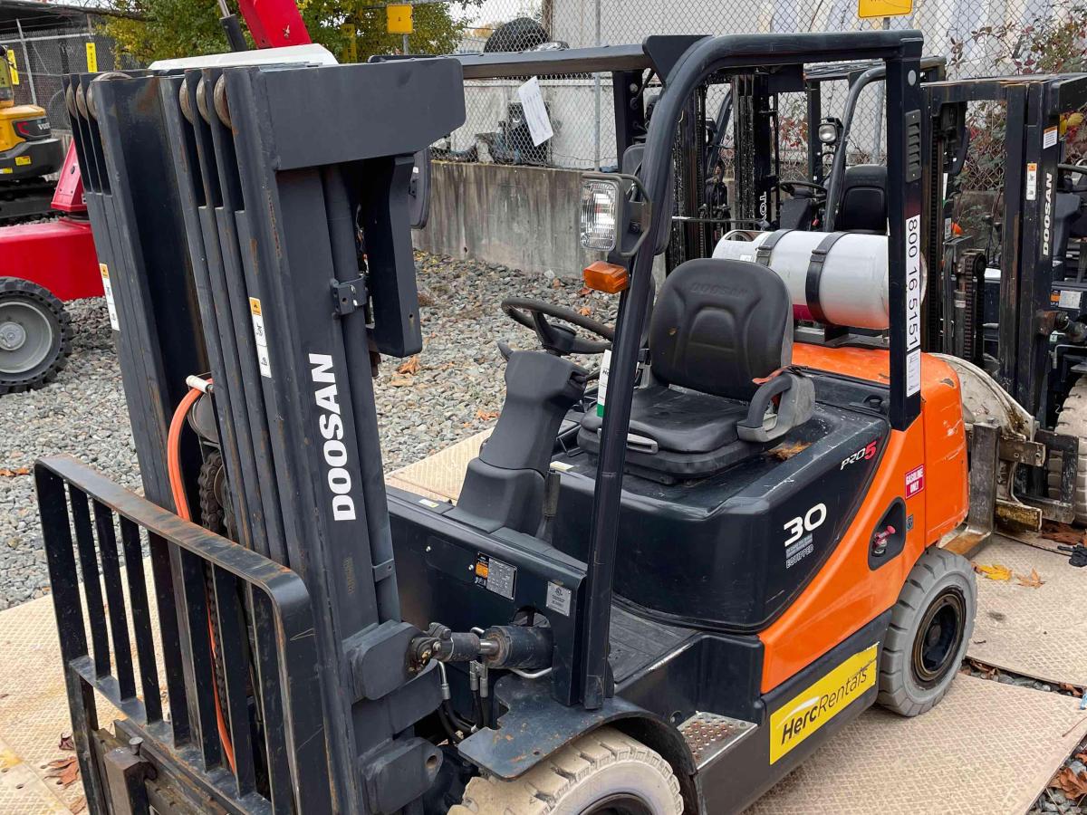 2017 Doosan G30E-5