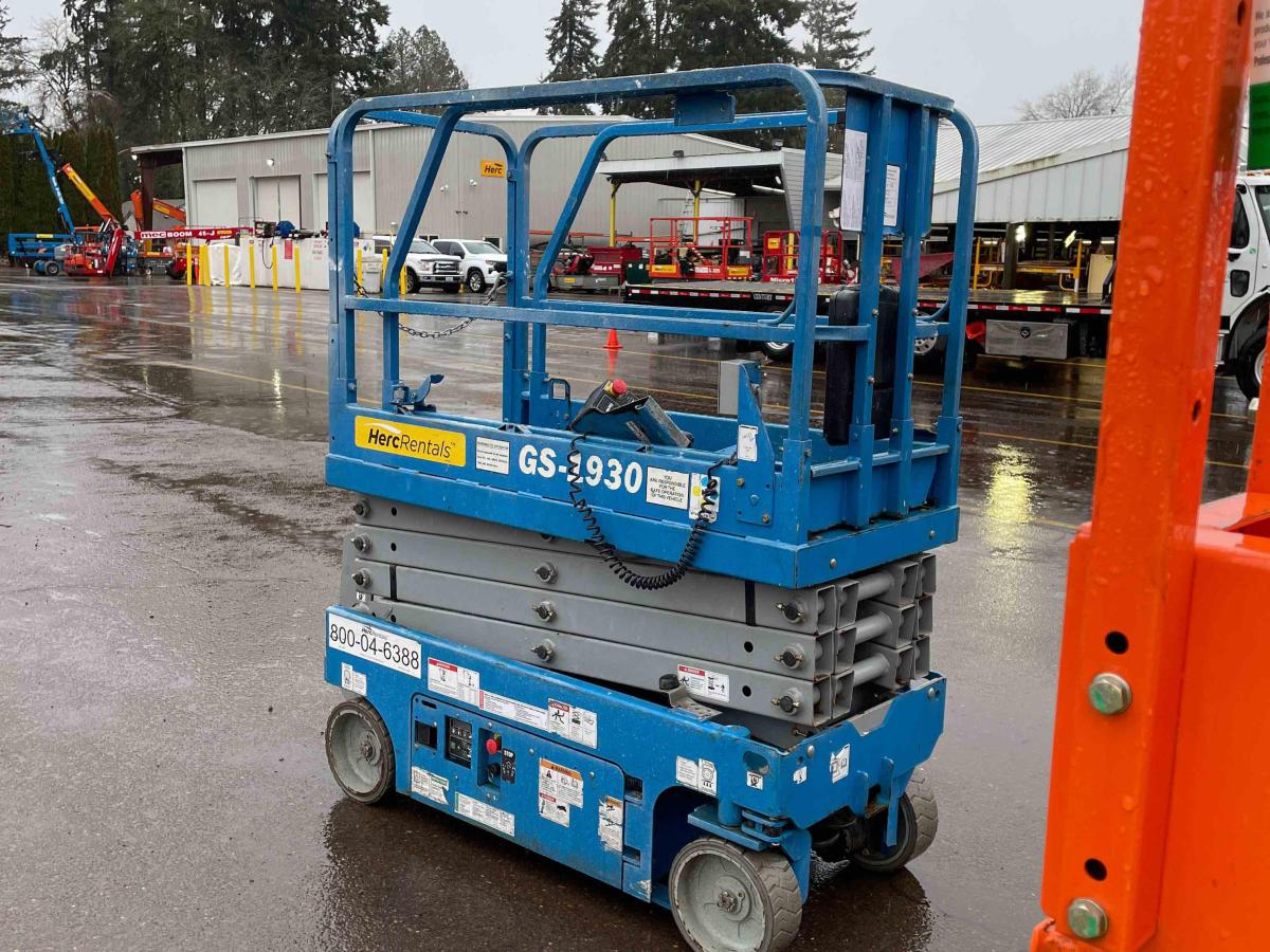 2015 Genie GS-1930