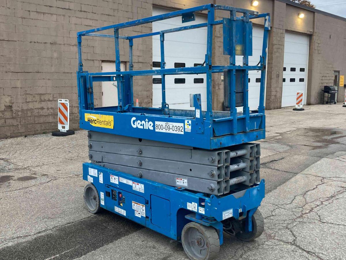 2016 Genie GS-2632