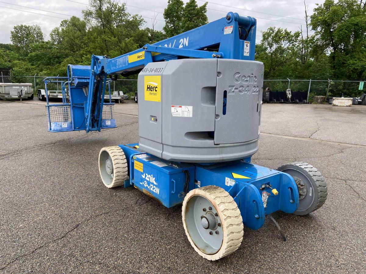 2013 Genie Z-34/22 N