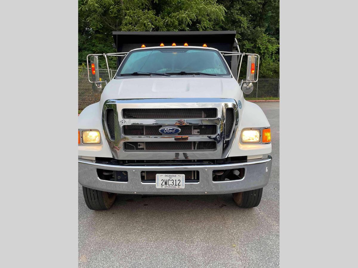 2015 Ford F750