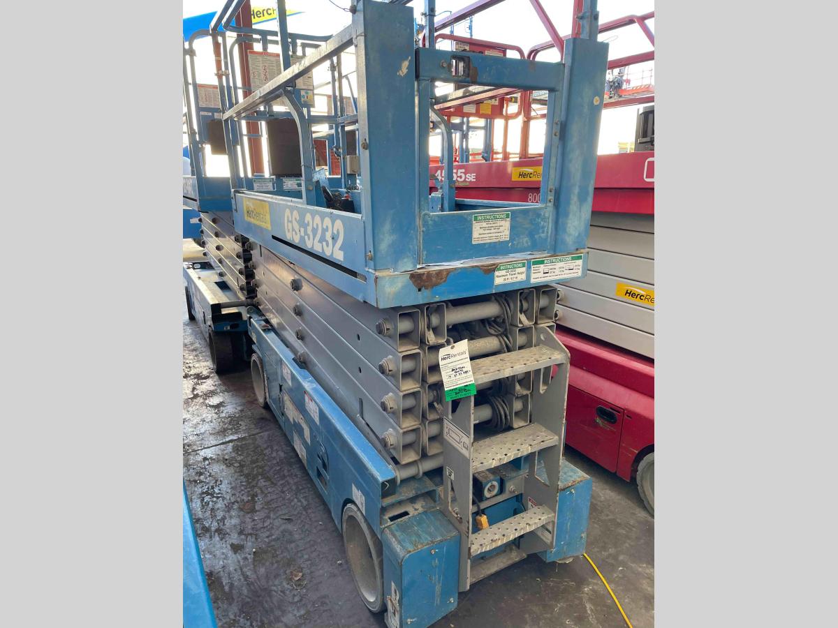 2018 Genie GS-3232-2