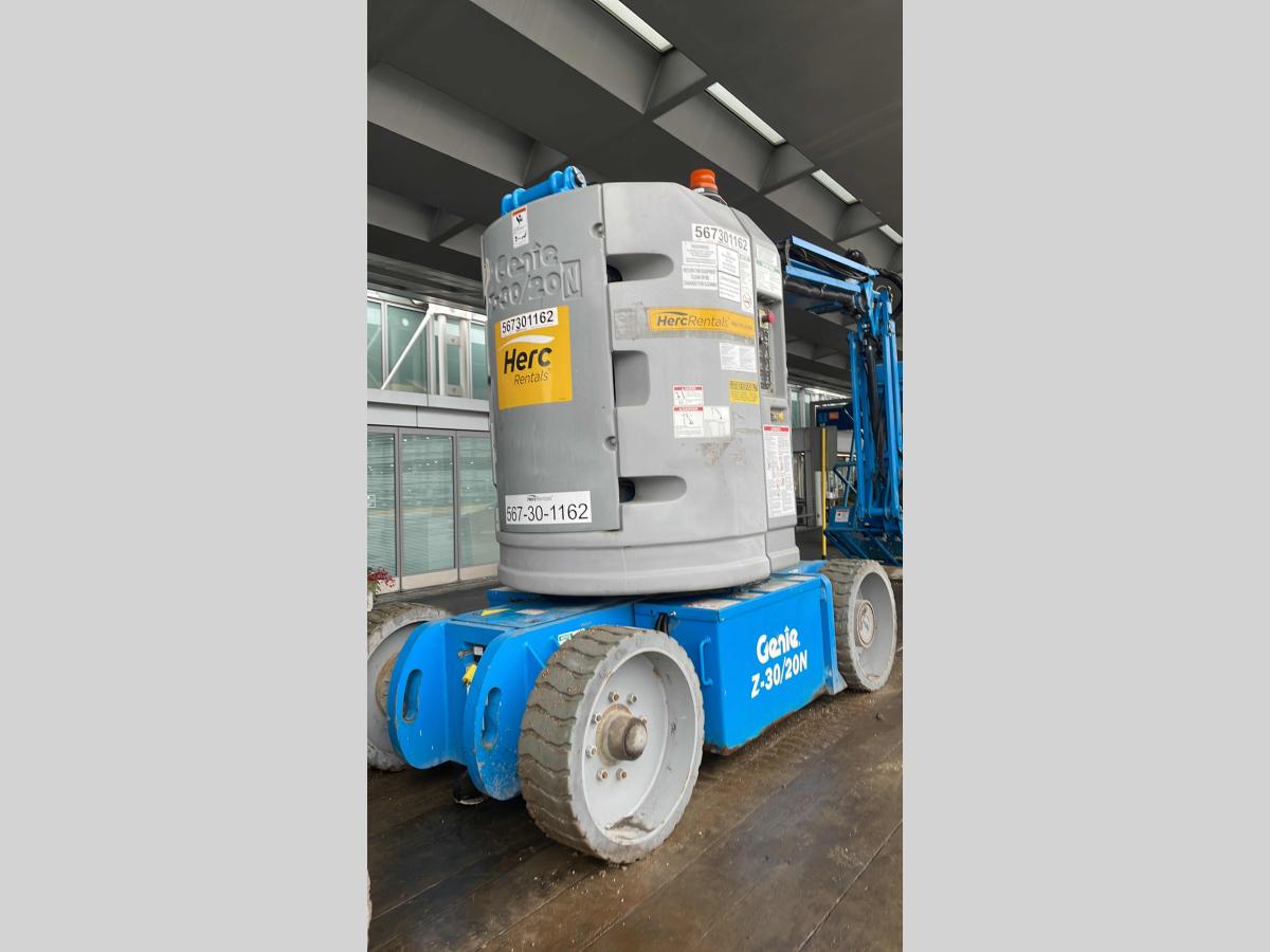 2013 Genie Z-30/20N RJ-3