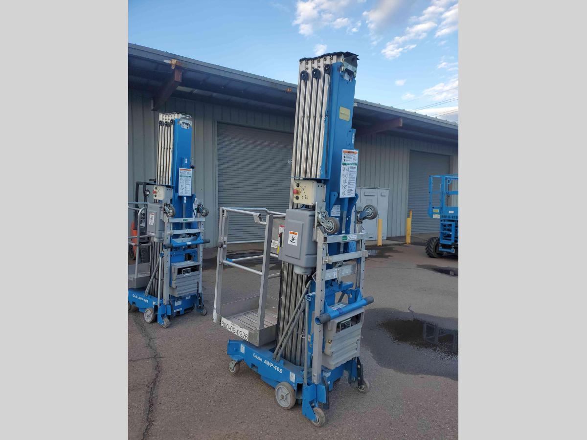 2016 Genie AWP-40S