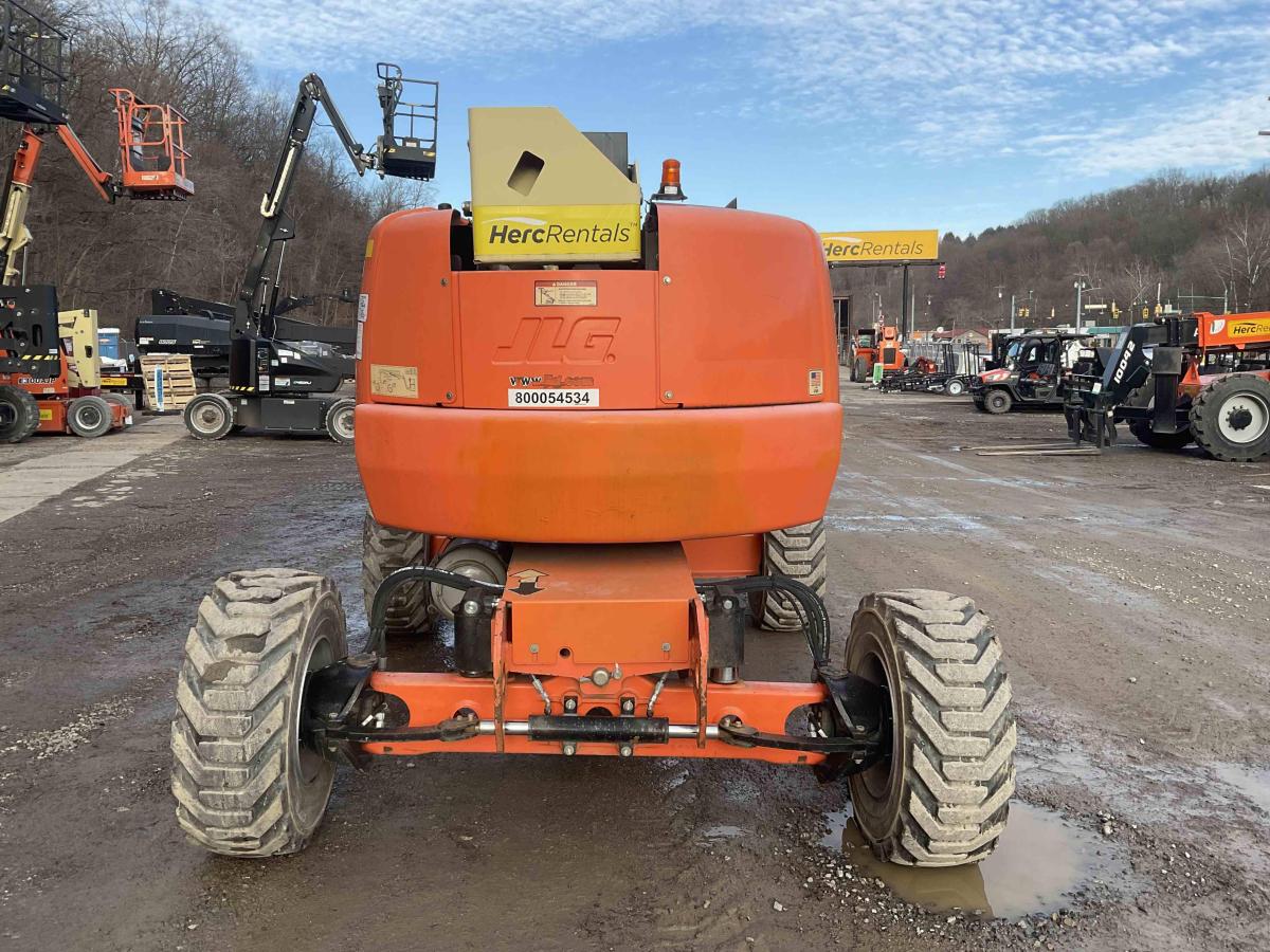 2015 JLG 450AJ