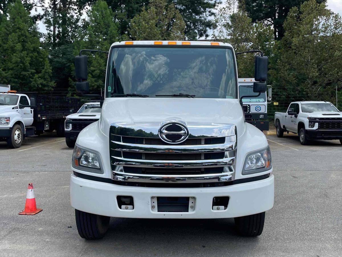 2018 Hino 268-2