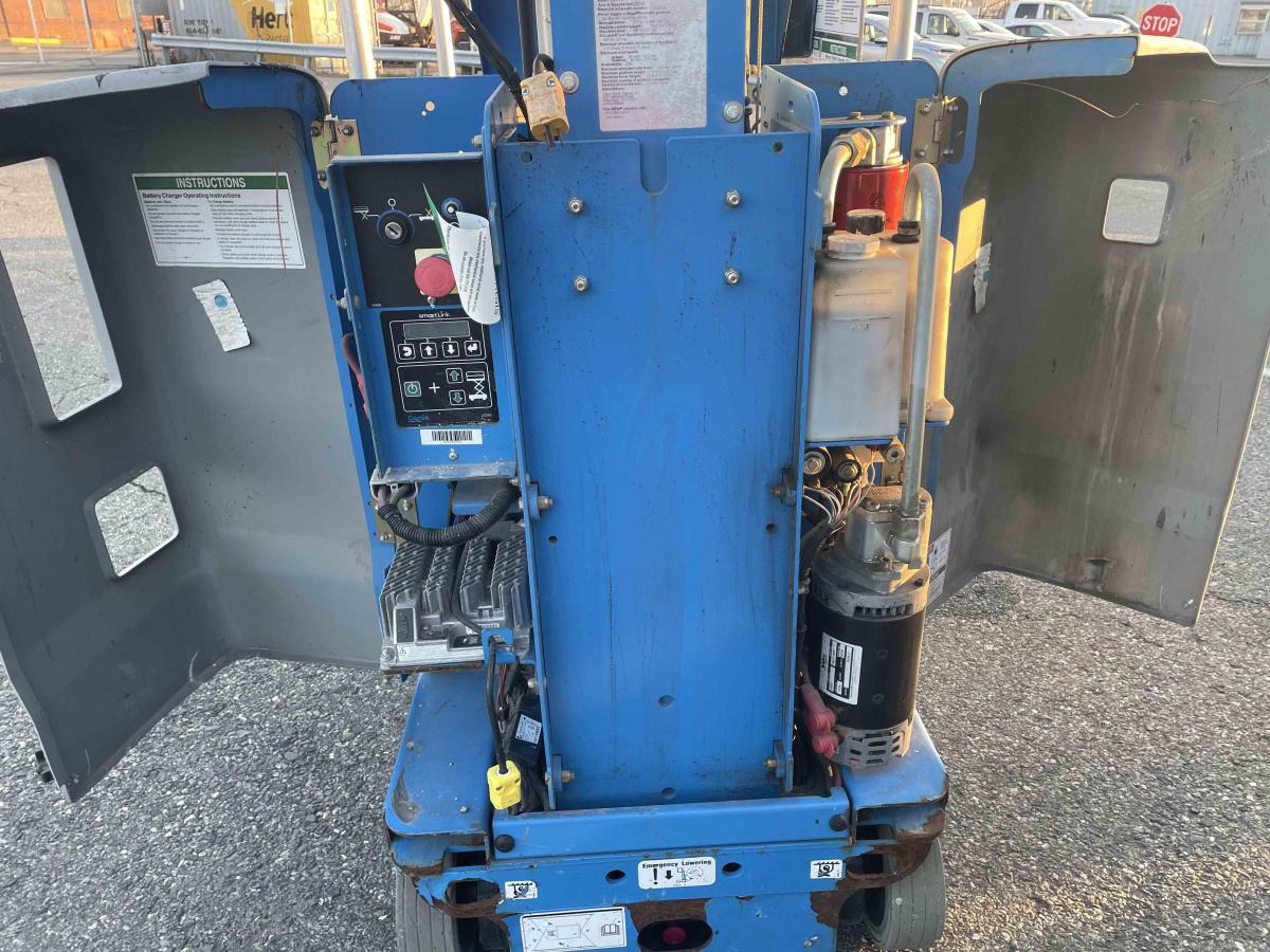 2018 Genie GR-12