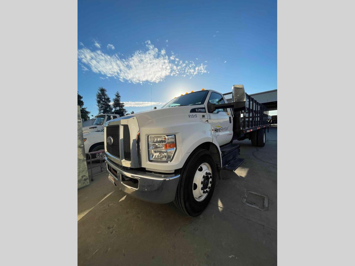 2017 Ford F650