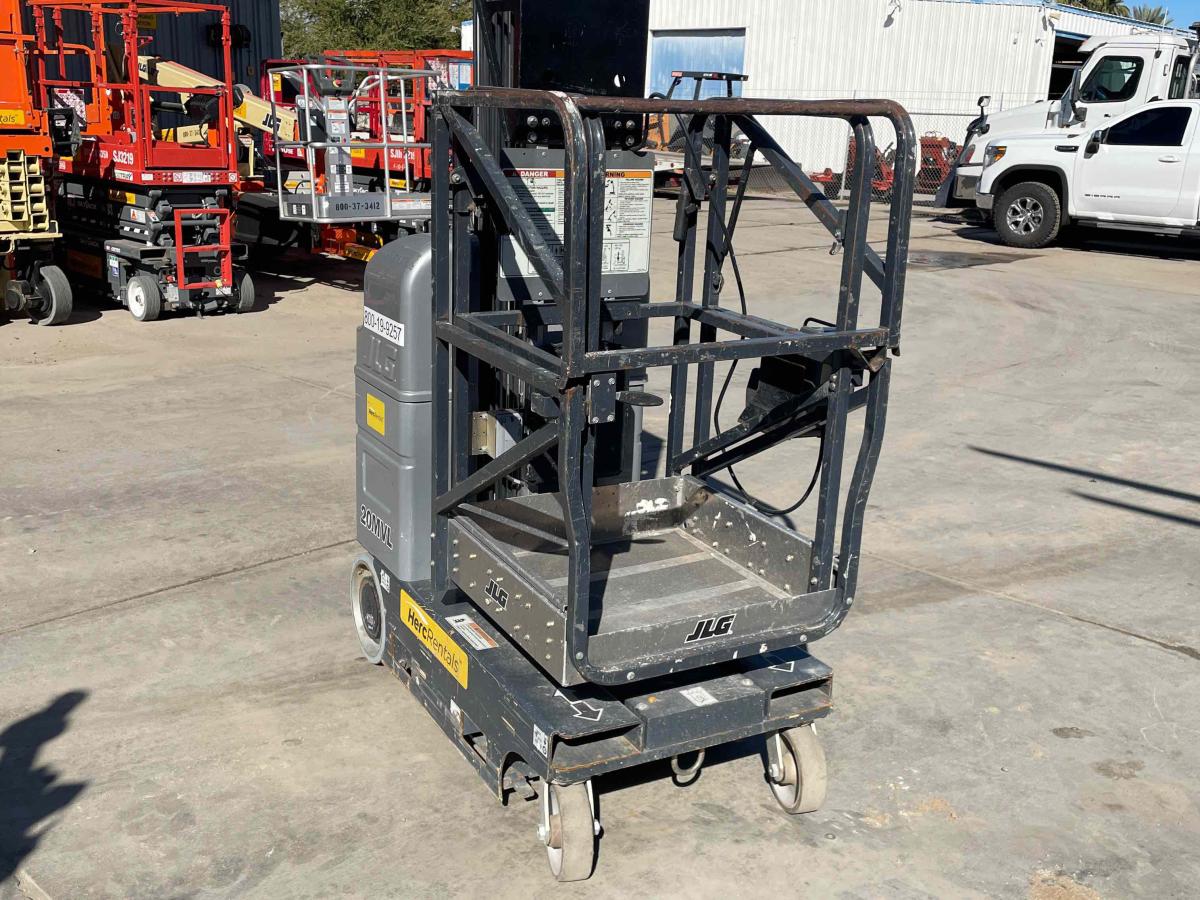 2018 JLG 20MVL