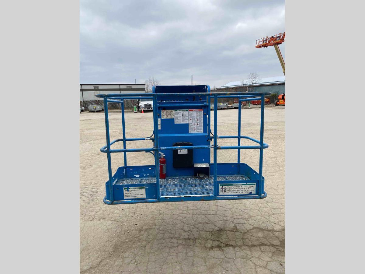 2012 Genie Z-45/25J-7