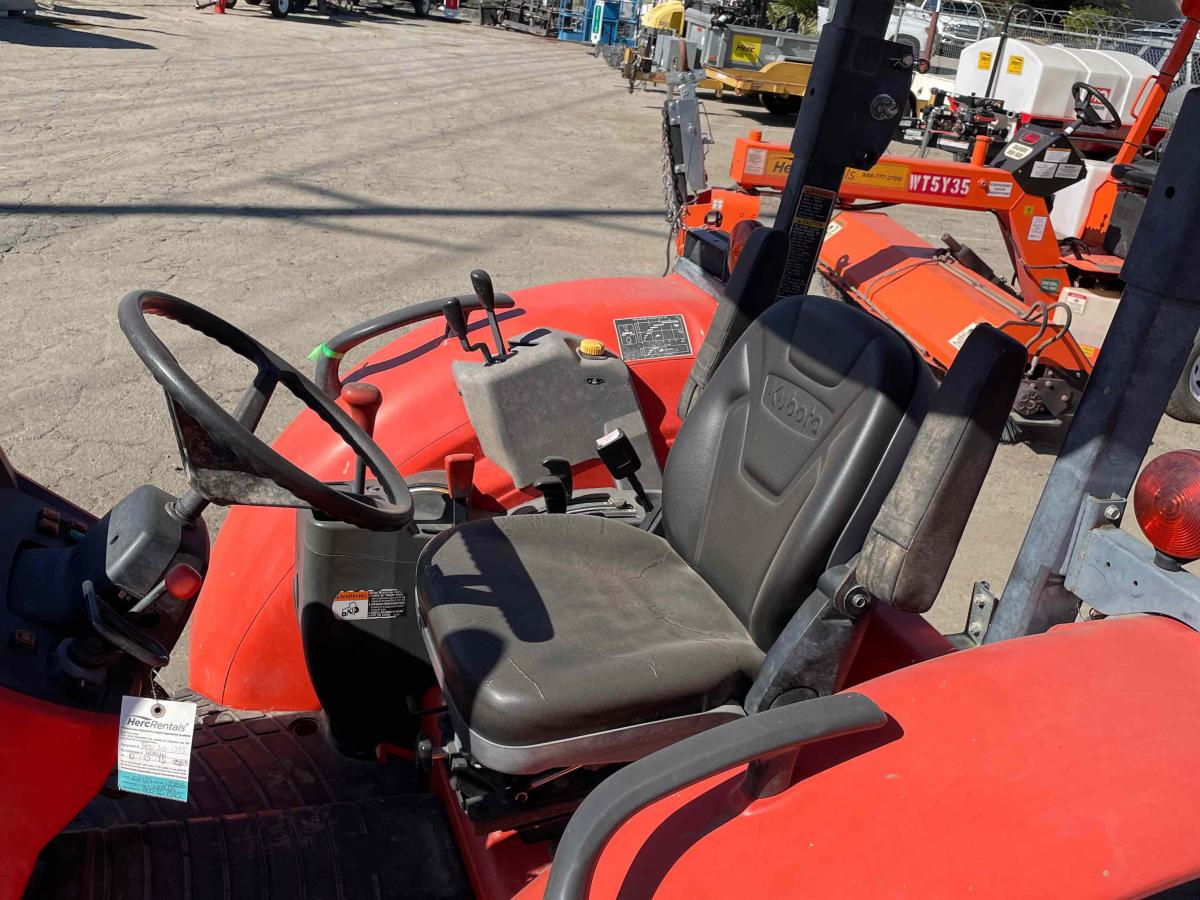 2017 Kubota M6060