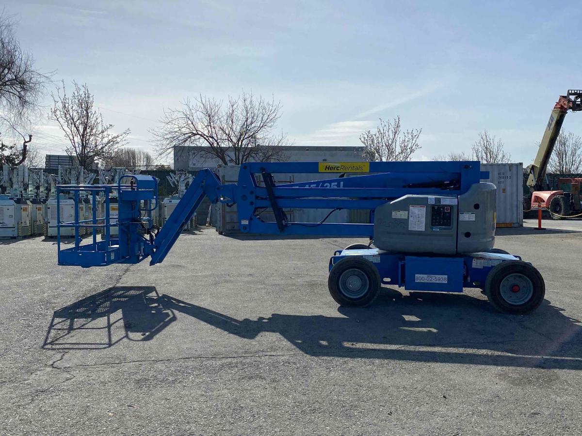 2014 Genie Z-45/25J-3