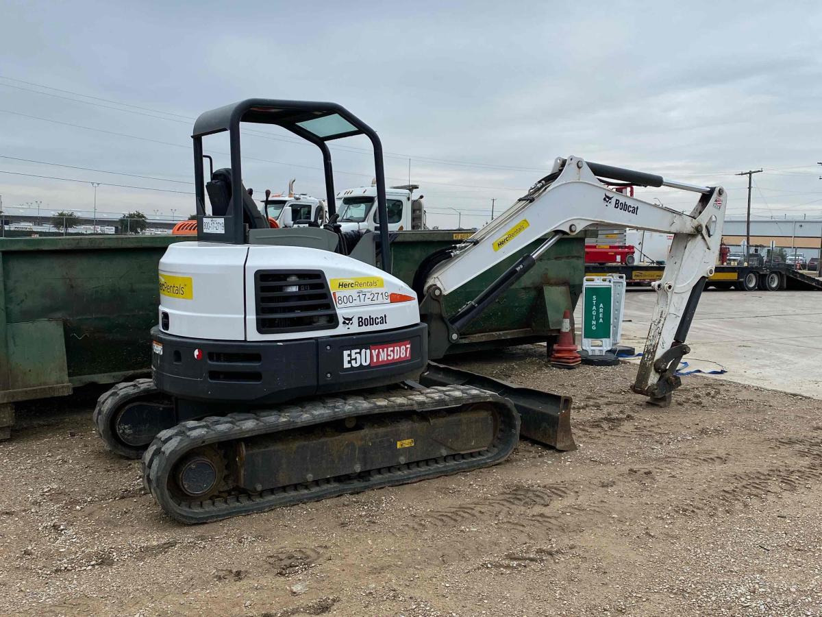 2017 Bobcat E50