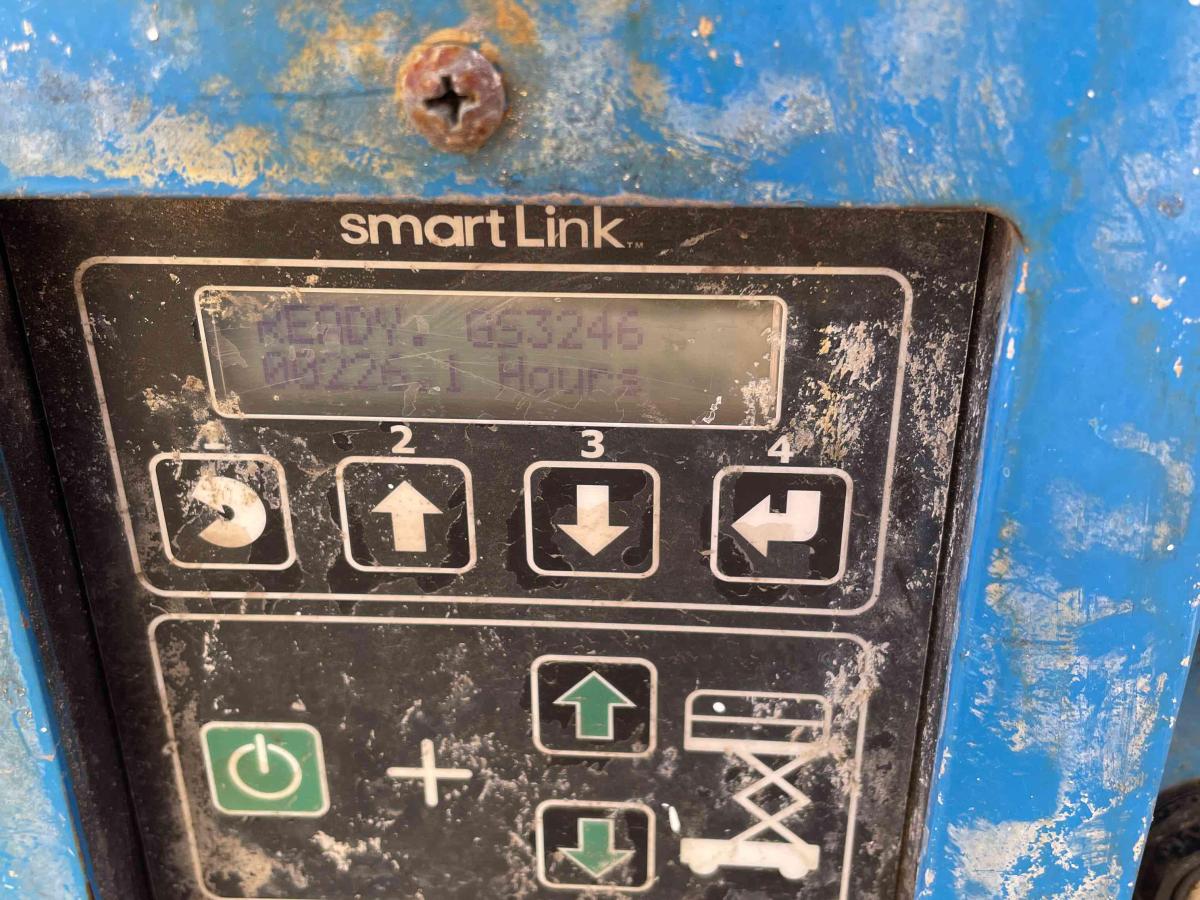 2017 Genie GS-3246-4