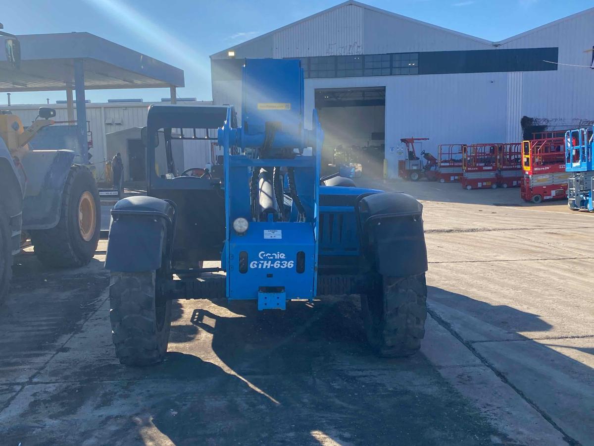 2016 Genie GTH-636