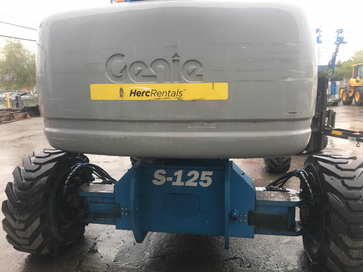 2007 Genie S-125