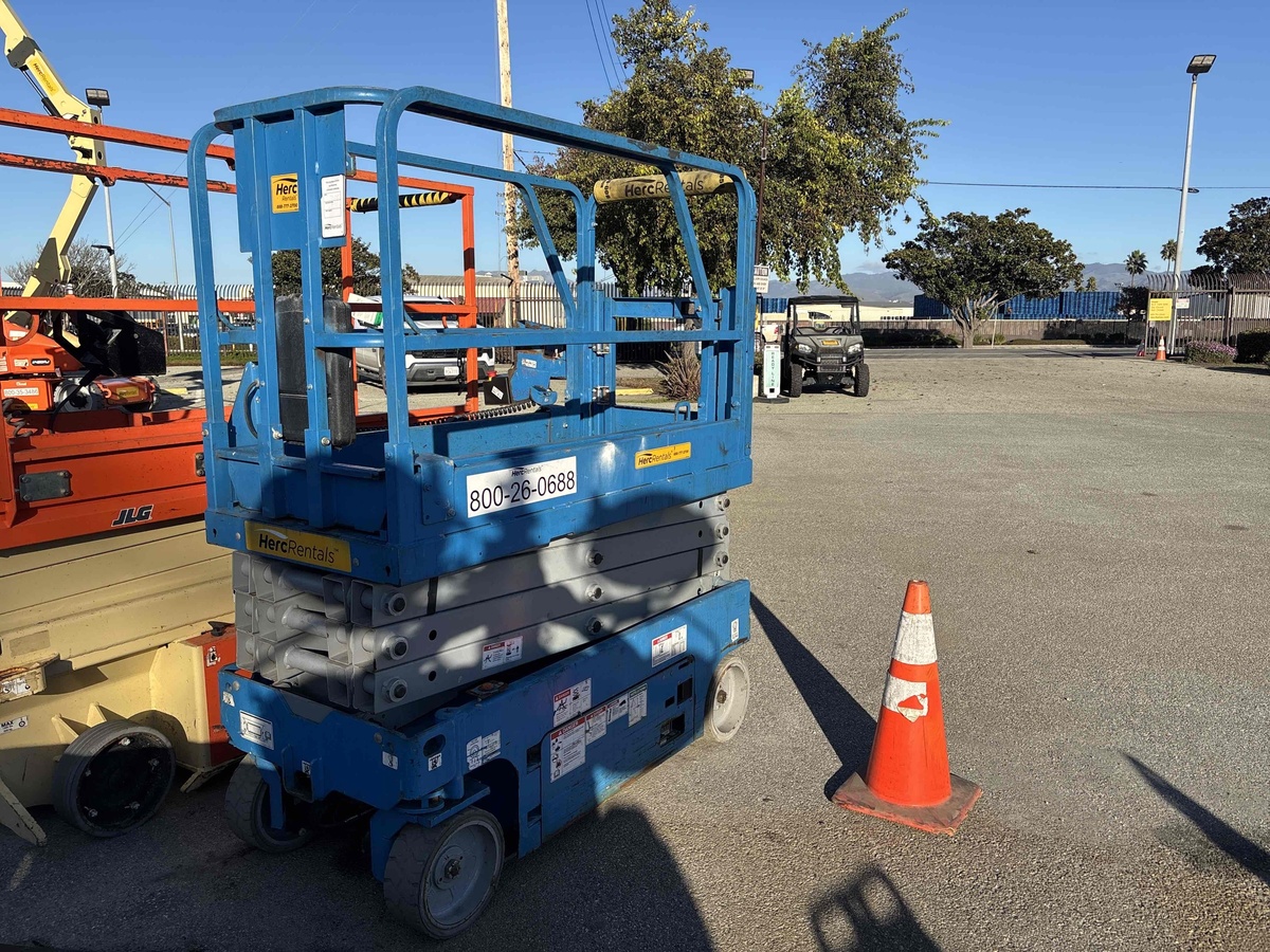 2019 Genie GS-1930