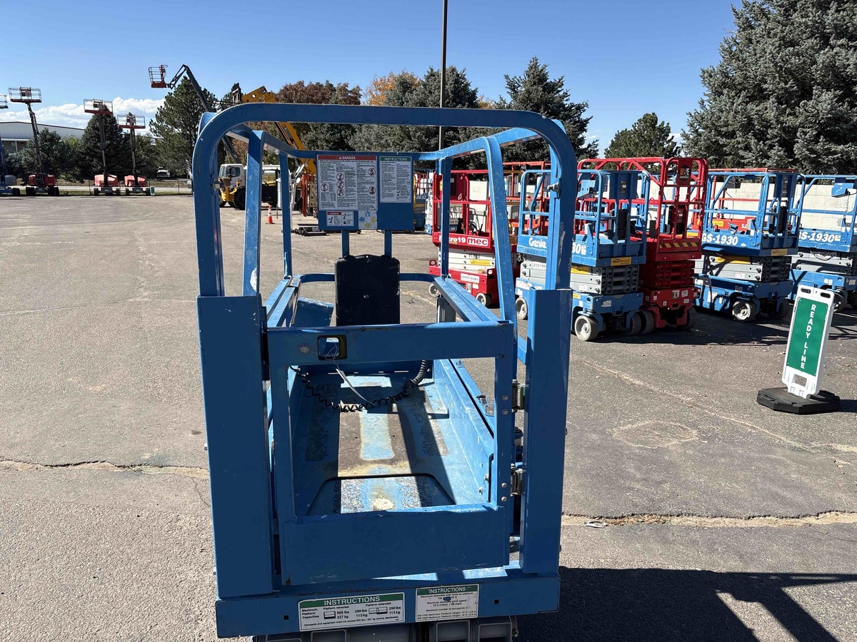 2017 Genie GS-1930-4
