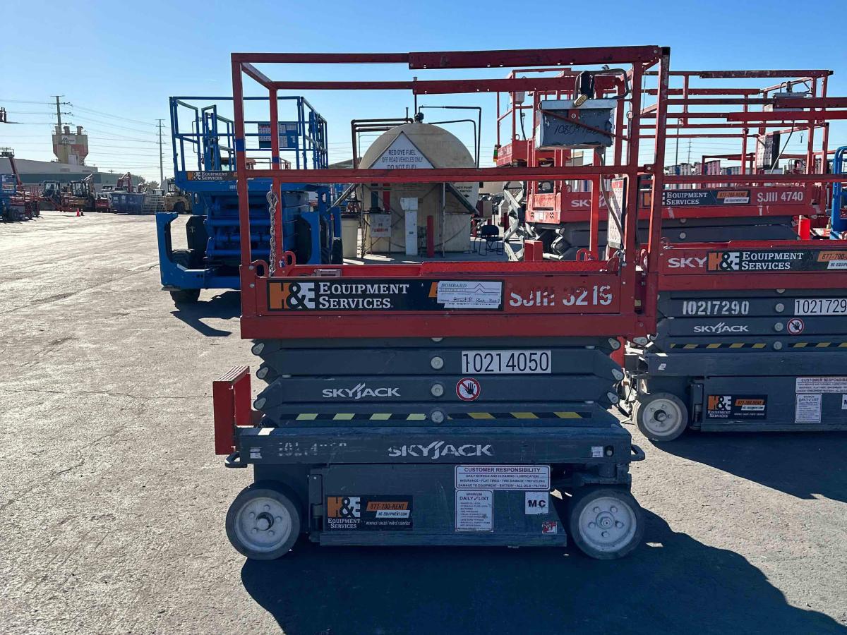 2017 Skyjack SJ3219