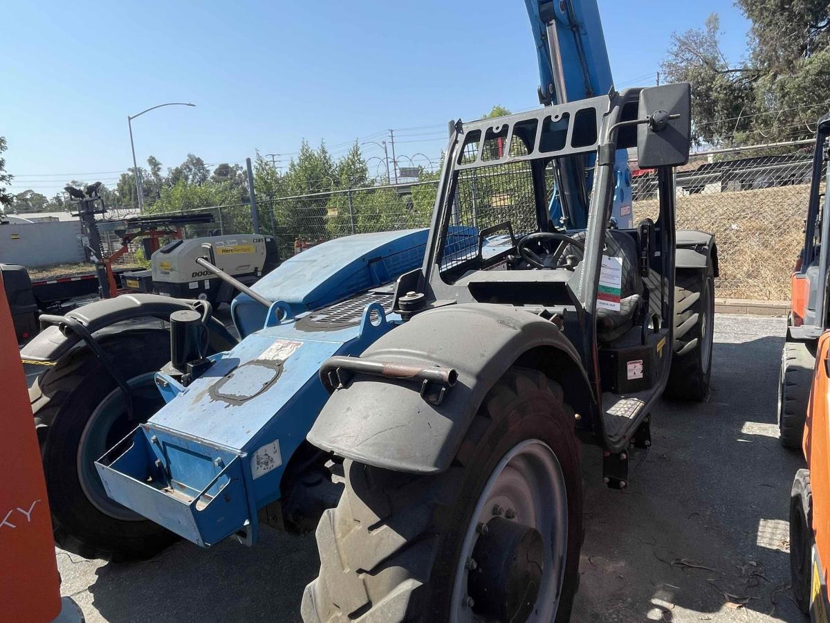 2017 Genie GTH 844