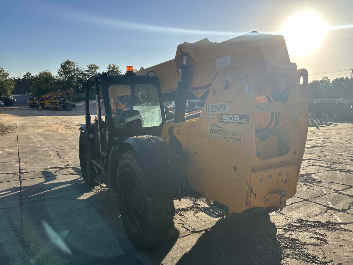 2021 JCB 509-42-4