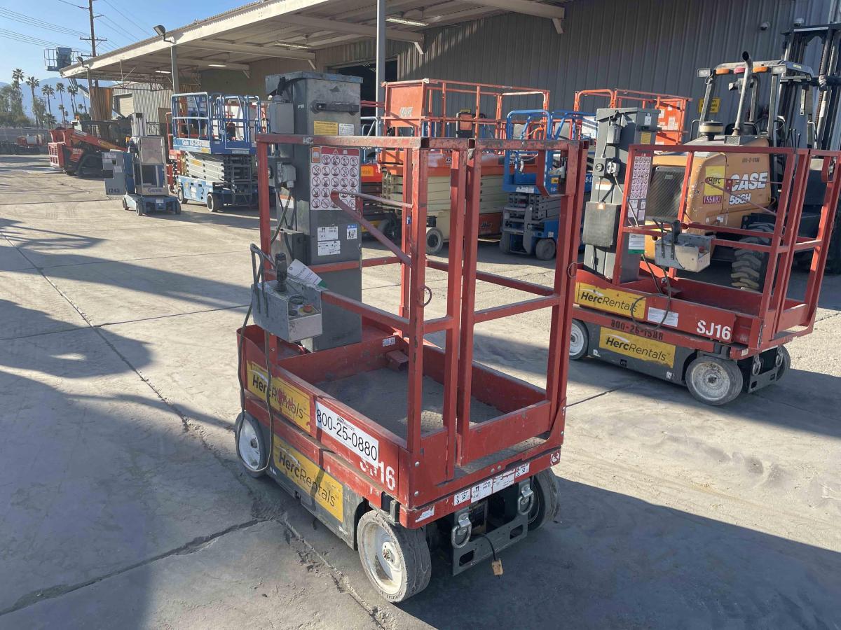 2019 Skyjack SJ16