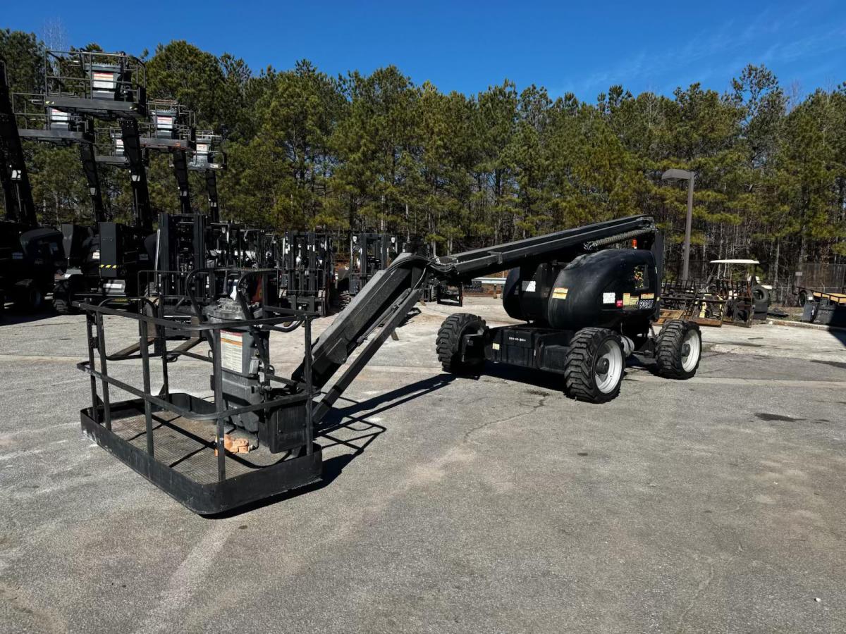 2015 JLG 600AJ