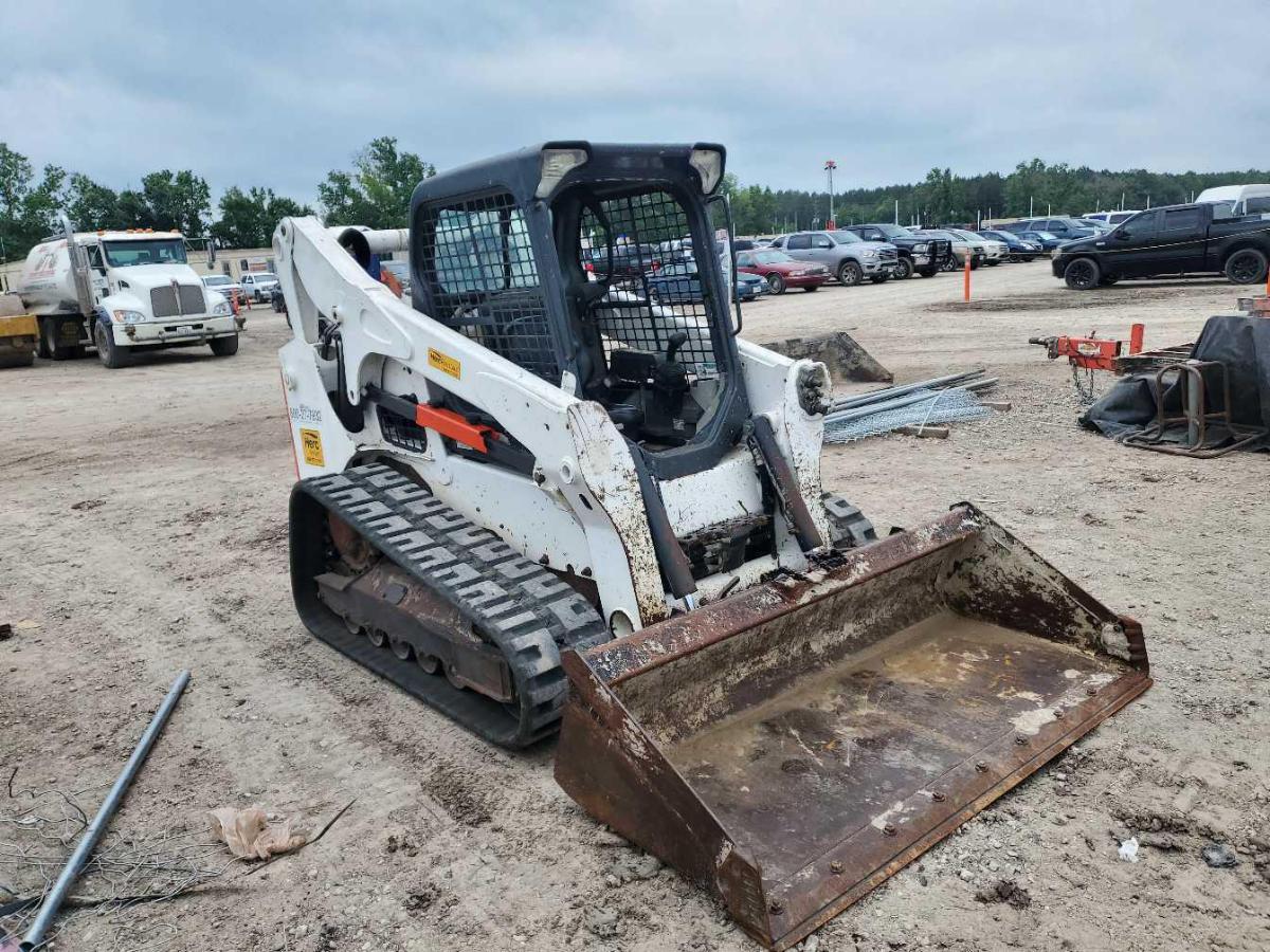2020 Bobcat T740
