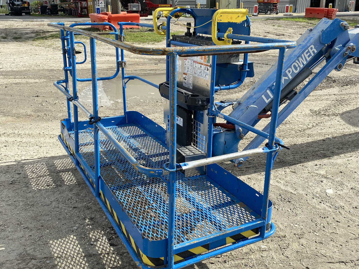 2020 Genie S-65-8