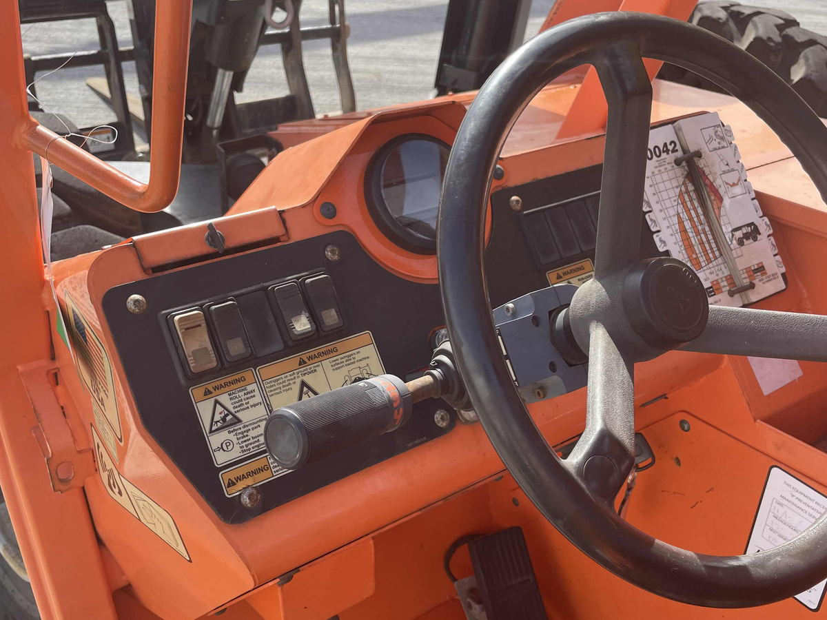 2019 SkyTrak 10042-4