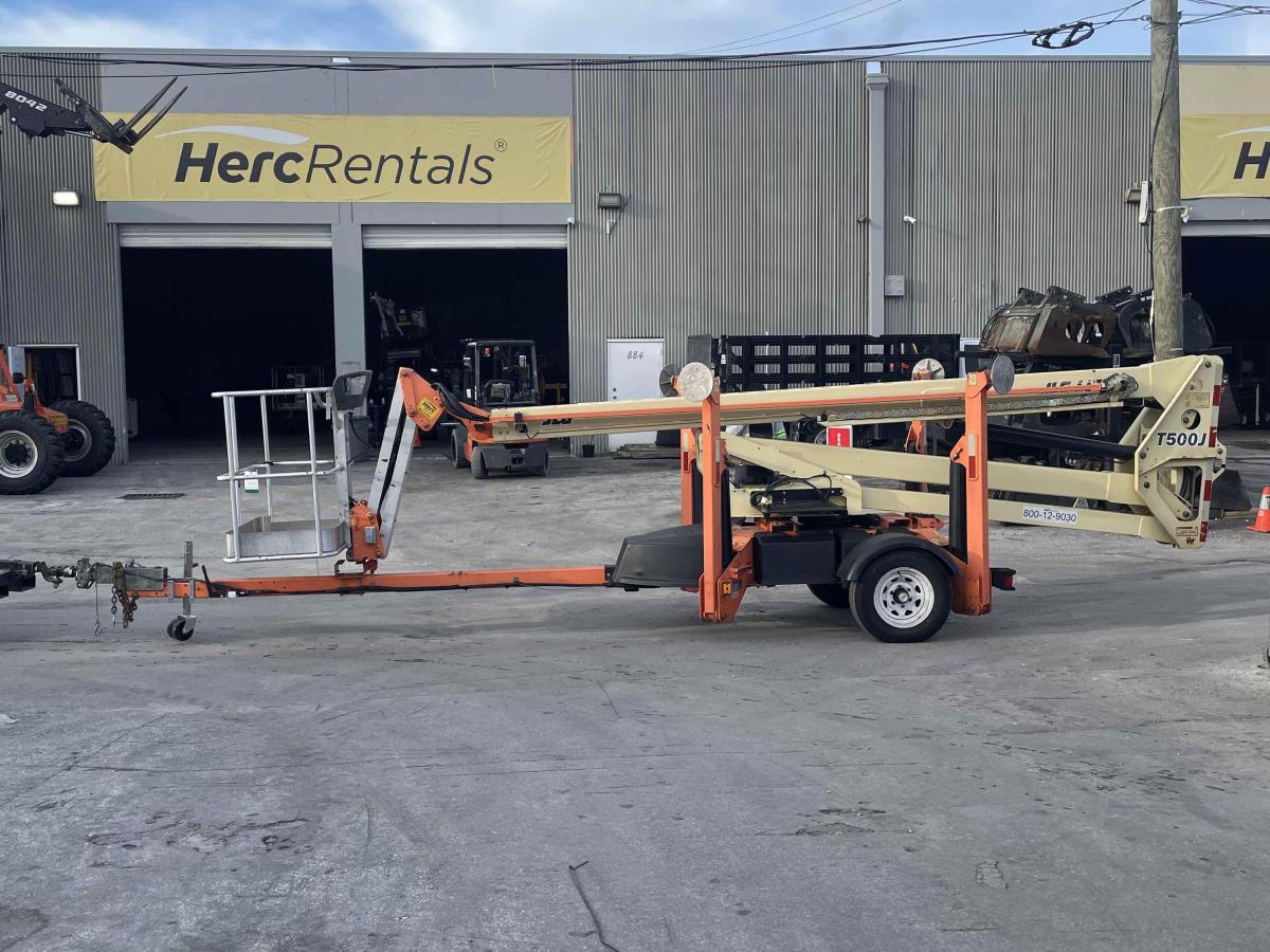 2016 JLG T500J