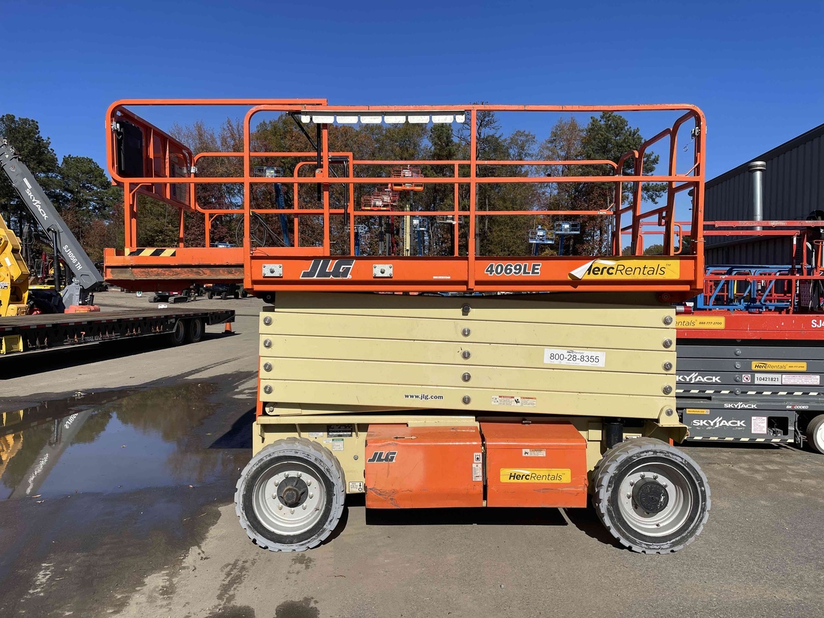 2020 JLG 4069LE-1