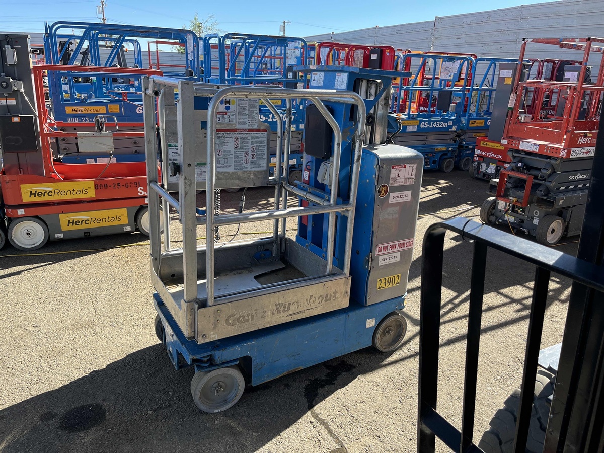2018 Genie GR-12