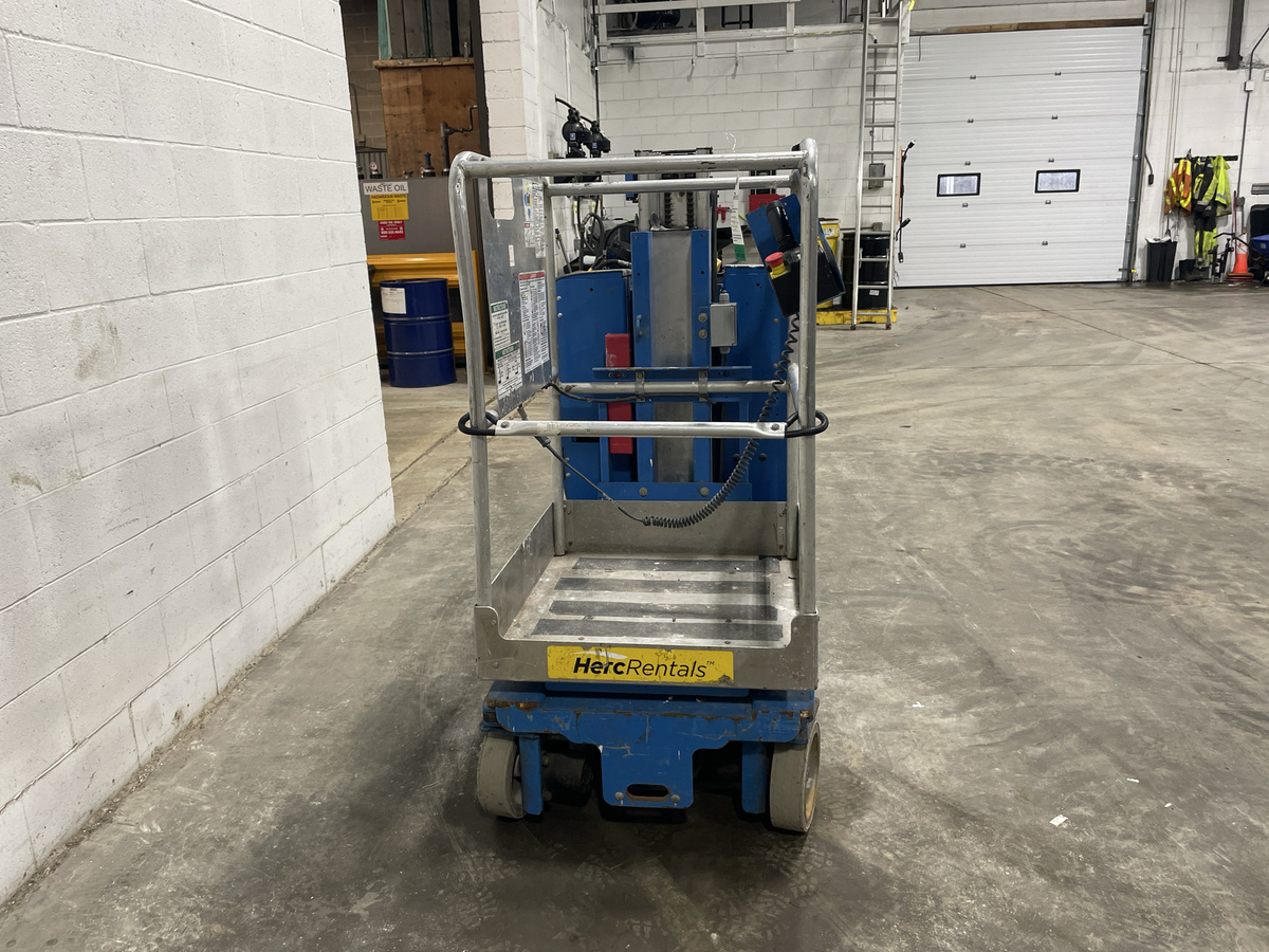 2017 Genie GR-12-2