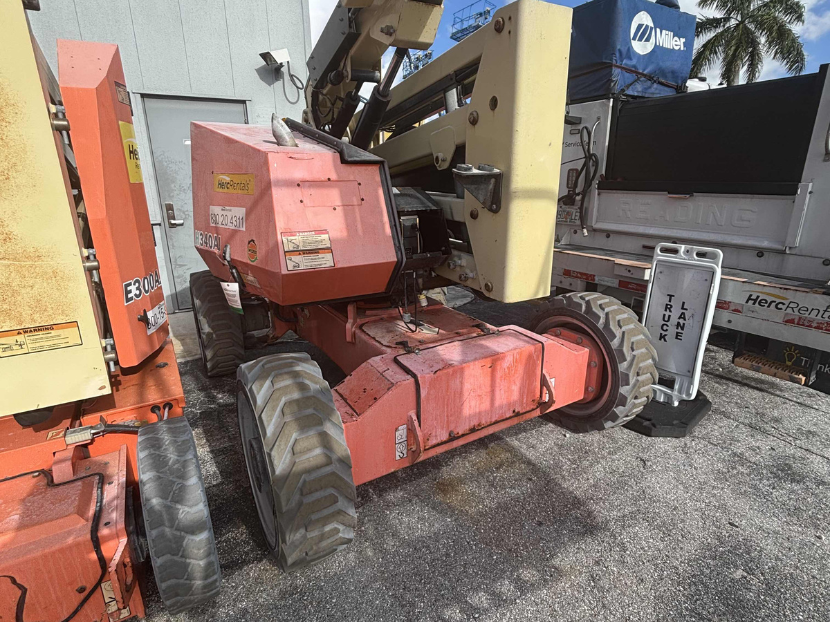 2018 JLG H340AJ-3