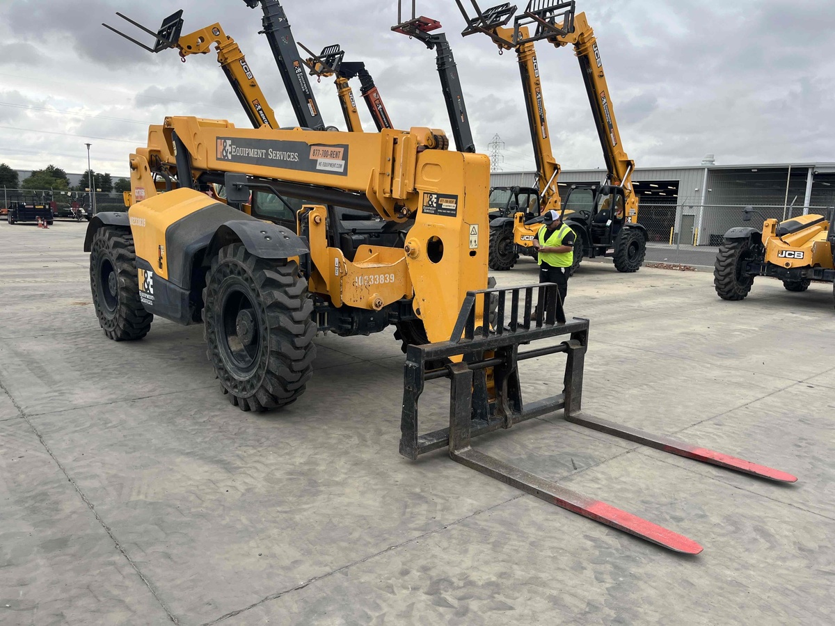 2018 JCB 509-42-2